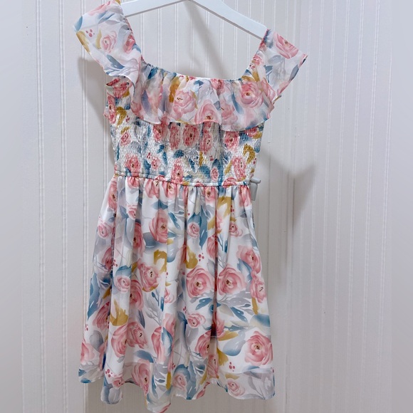 Floral dress - Picture 1 of 3